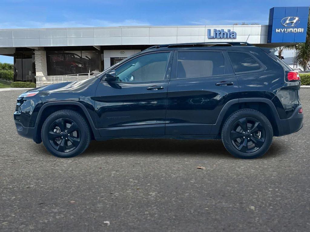 used 2018 Jeep Cherokee car, priced at $10,999