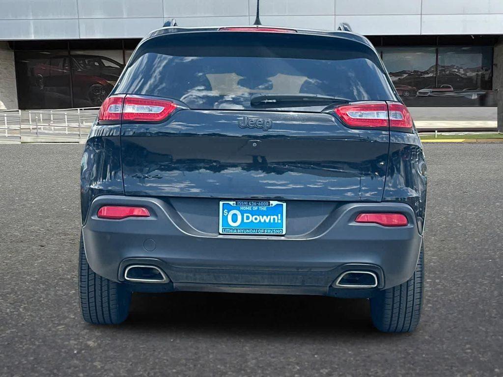 used 2018 Jeep Cherokee car, priced at $10,999