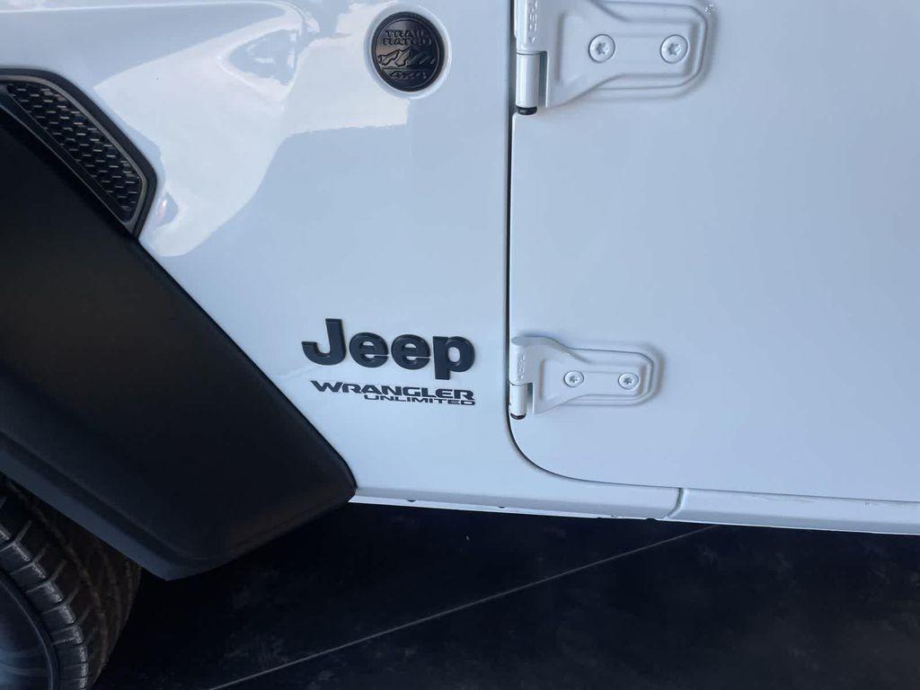 used 2021 Jeep Wrangler Unlimited car, priced at $23,084