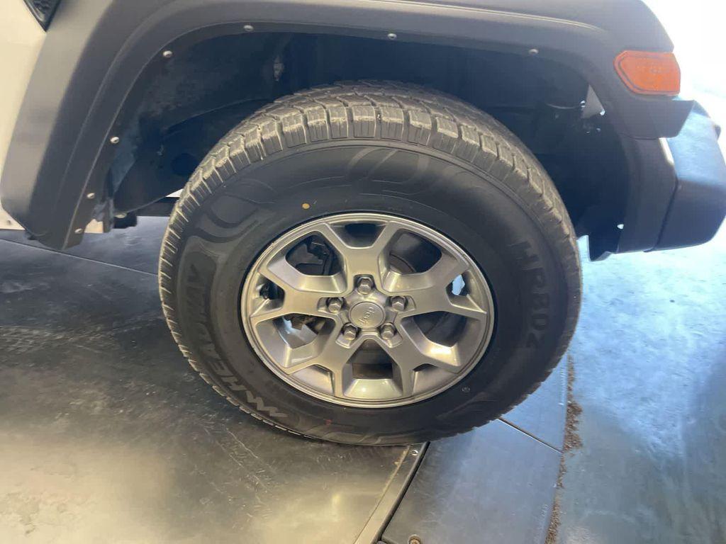 used 2021 Jeep Wrangler Unlimited car, priced at $23,084