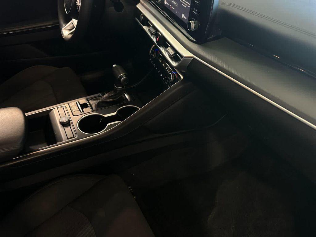used 2022 Kia K5 car, priced at $18,999