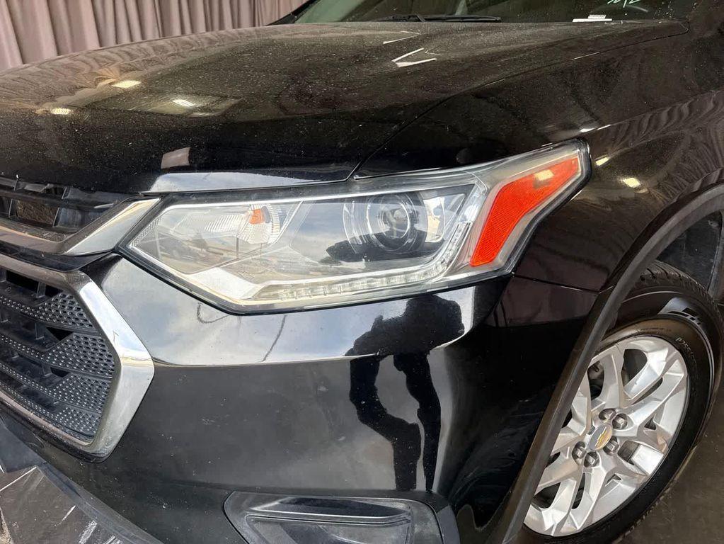 used 2021 Chevrolet Traverse car, priced at $18,599