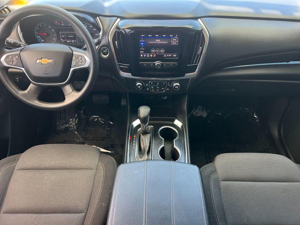 used 2021 Chevrolet Traverse car, priced at $18,684