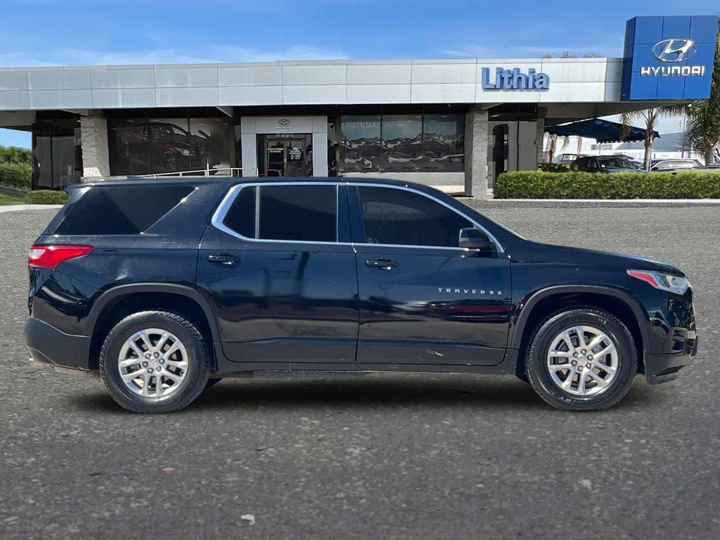 used 2021 Chevrolet Traverse car, priced at $18,684