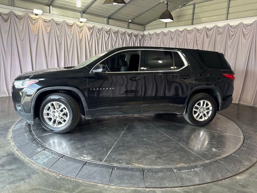 used 2021 Chevrolet Traverse car, priced at $18,599
