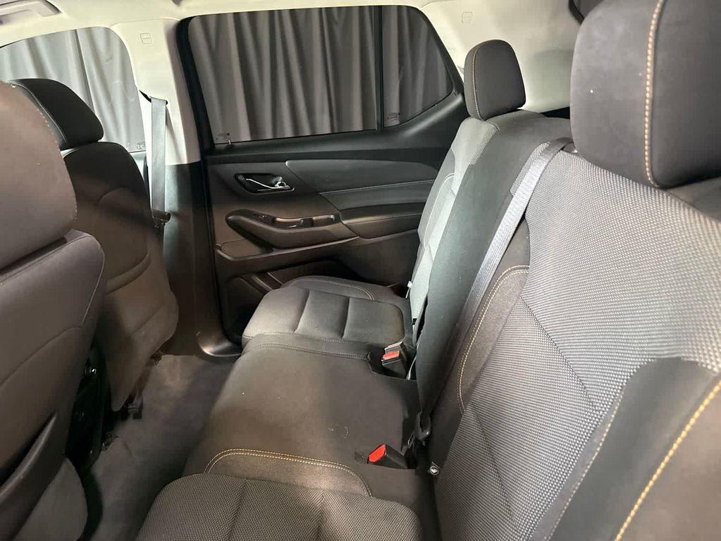 used 2021 Chevrolet Traverse car, priced at $18,599
