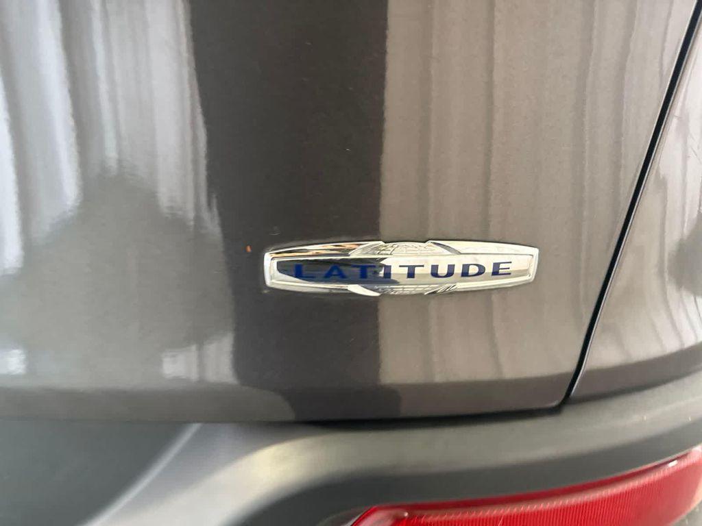 used 2016 Jeep Cherokee car, priced at $13,899