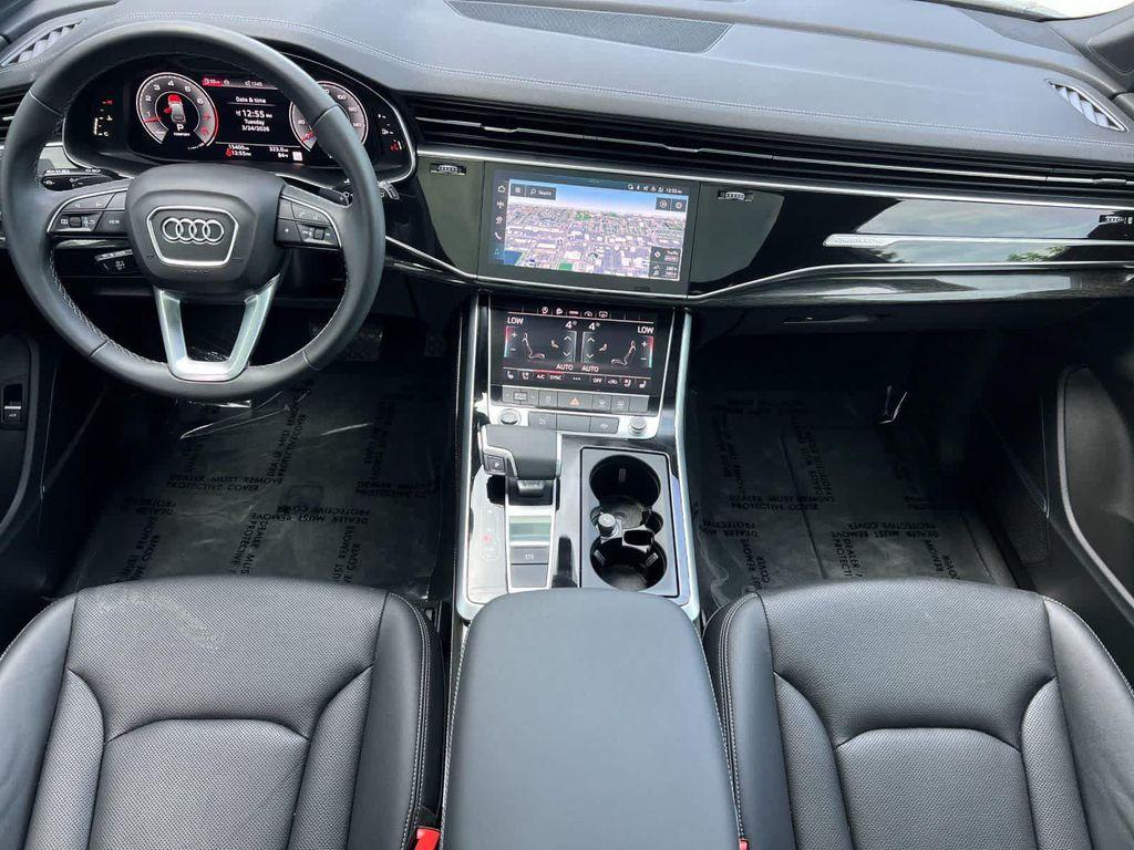 used 2025 Audi Q7 car, priced at $47,999