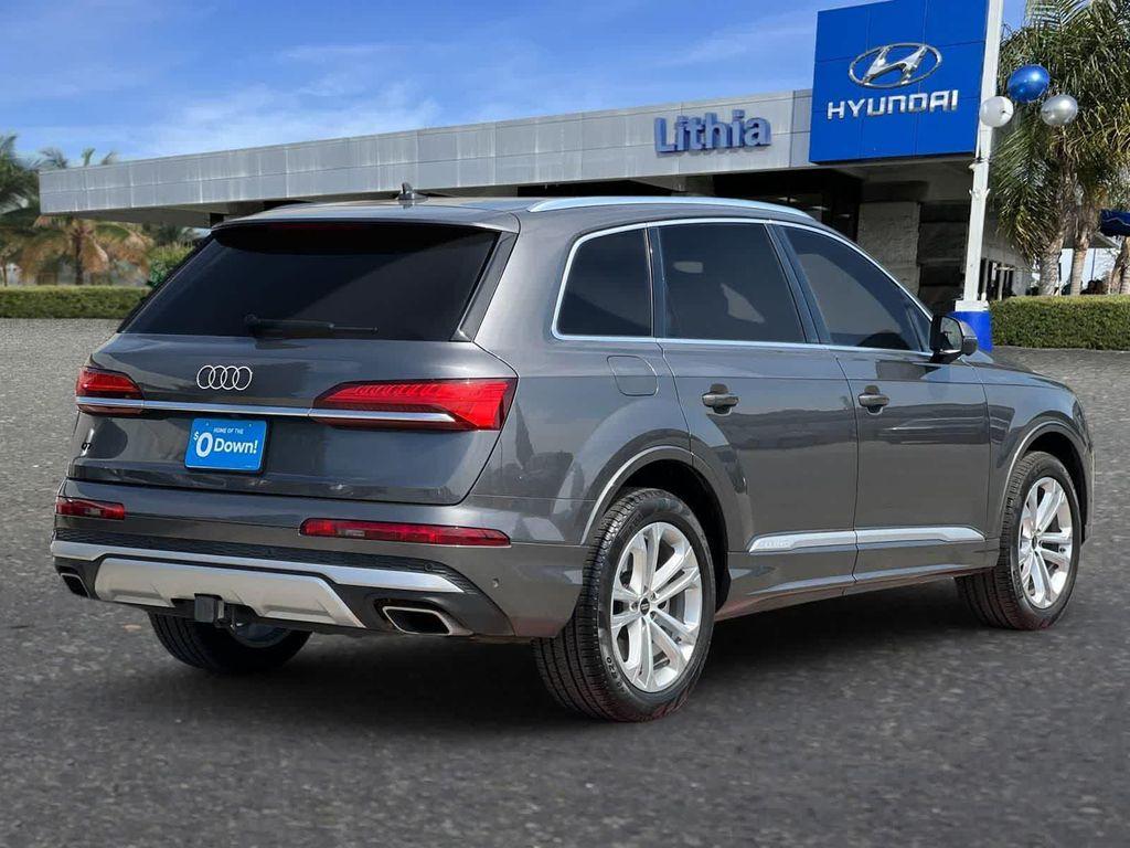 used 2025 Audi Q7 car, priced at $47,999