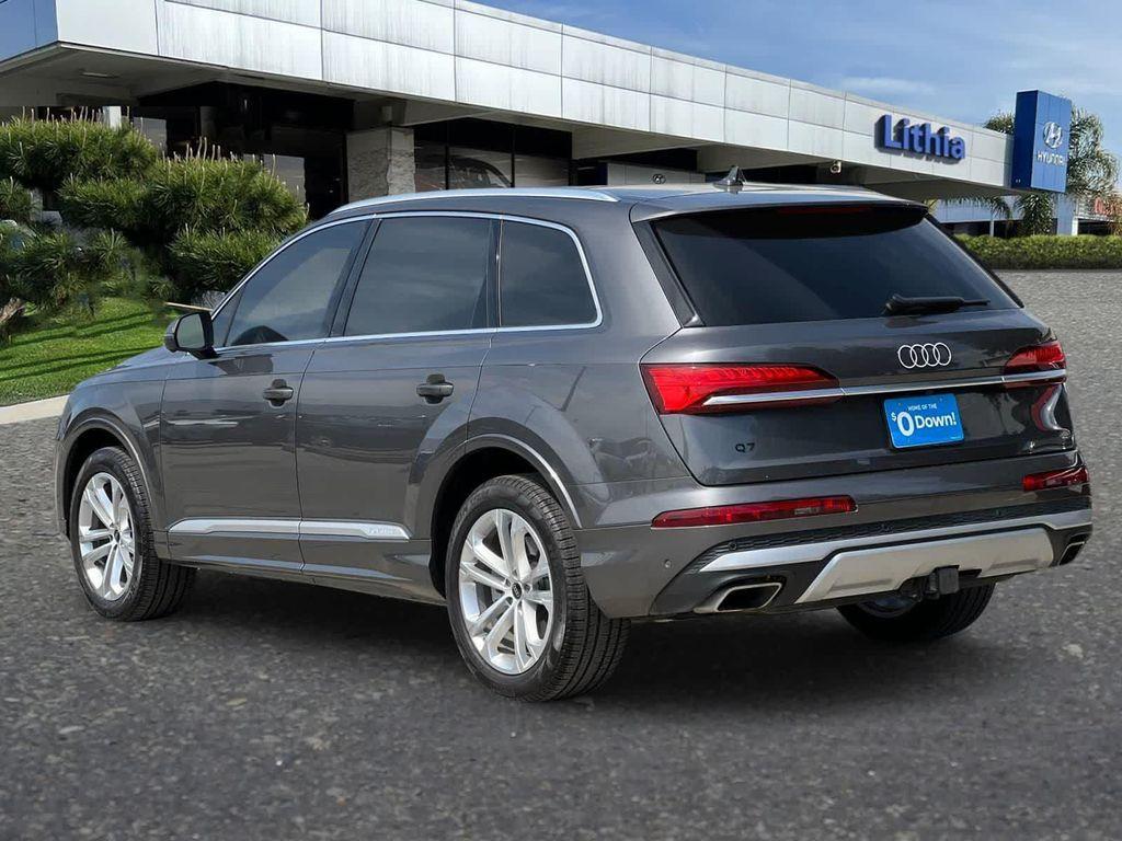 used 2025 Audi Q7 car, priced at $47,999