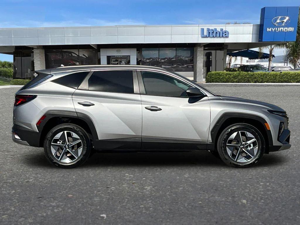 new 2026 Hyundai TUCSON Hybrid car, priced at $34,265