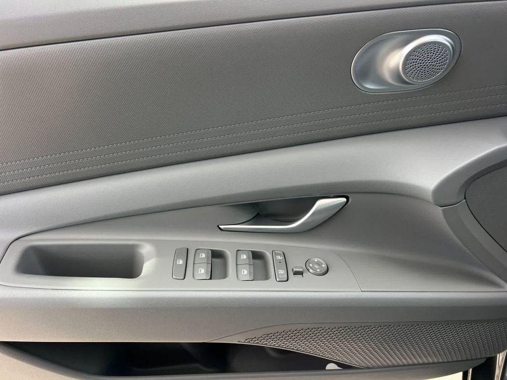 new 2026 Hyundai ELANTRA HEV car, priced at $26,020