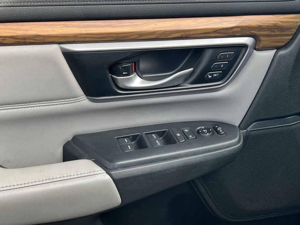used 2017 Honda CR-V car, priced at $13,999
