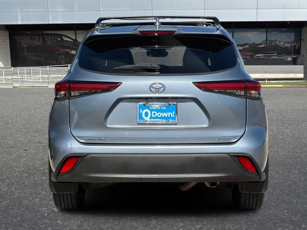used 2020 Toyota Highlander car, priced at $25,499
