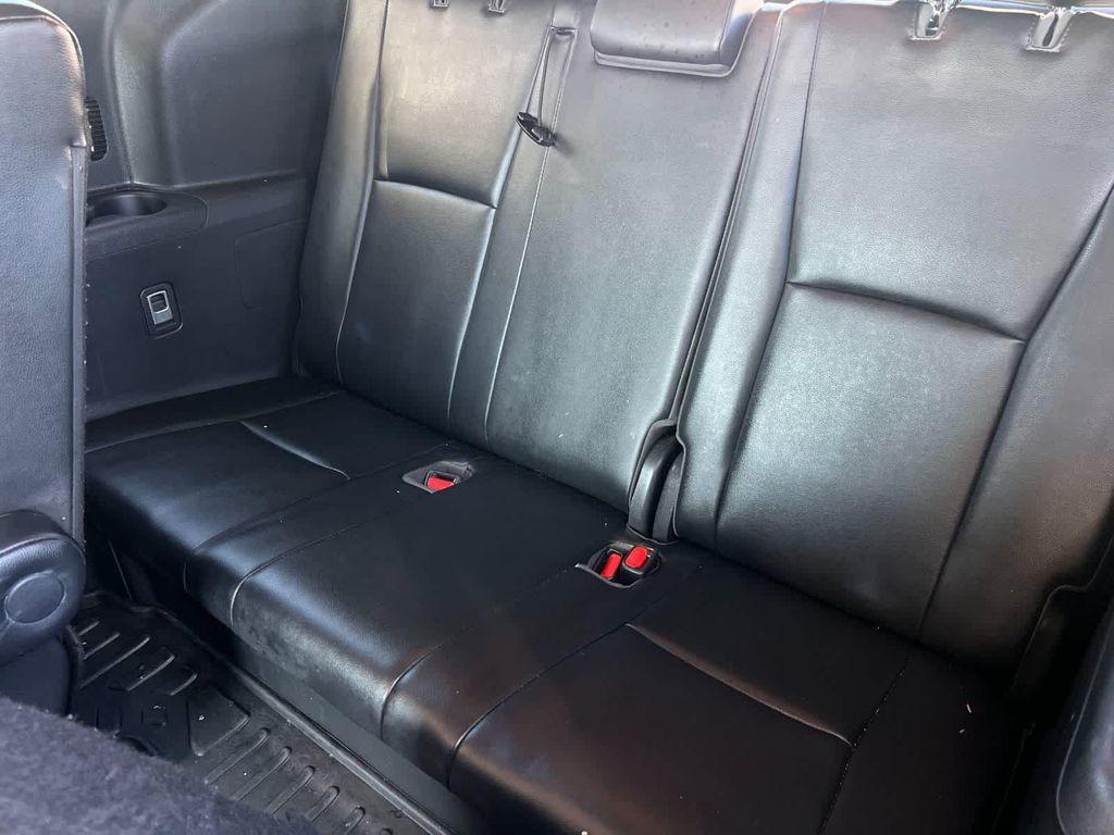 used 2020 Toyota Highlander car, priced at $25,499