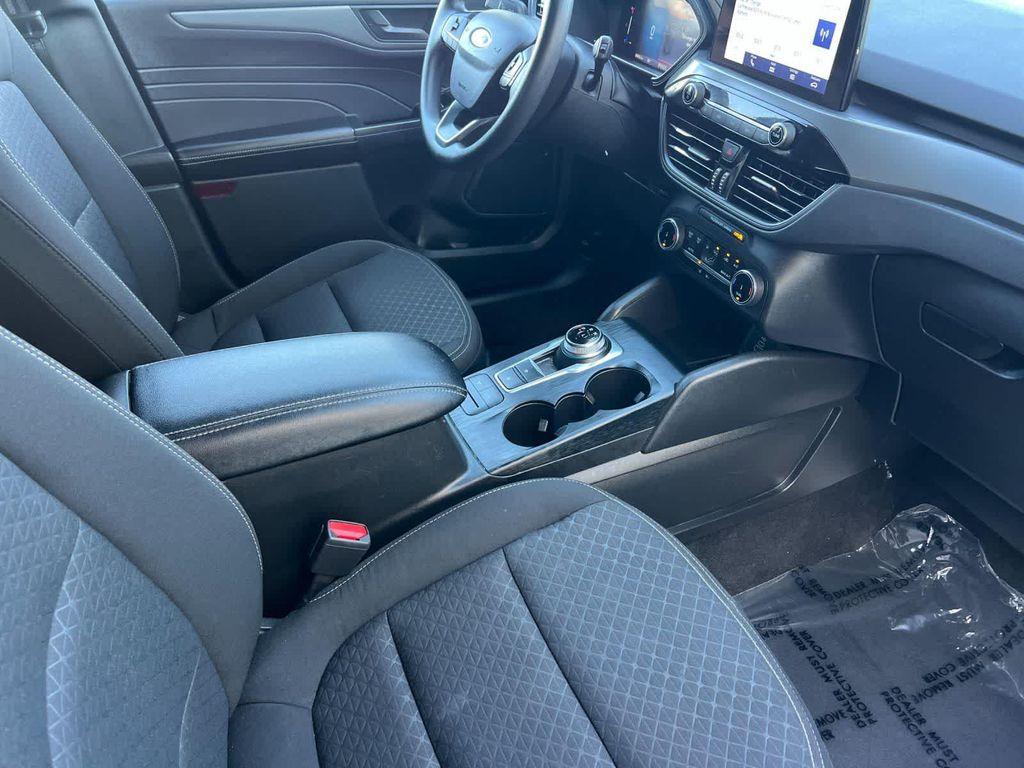 used 2025 Ford Escape car, priced at $17,999