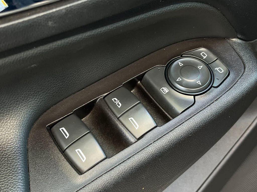 used 2022 Chevrolet Equinox car, priced at $13,999
