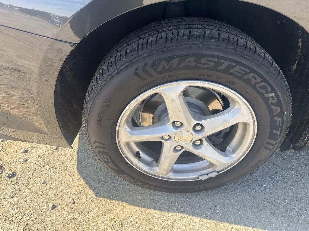 used 2017 Chevrolet Malibu car, priced at $9,999