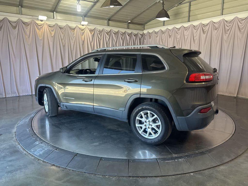 used 2015 Jeep Cherokee car, priced at $7,999