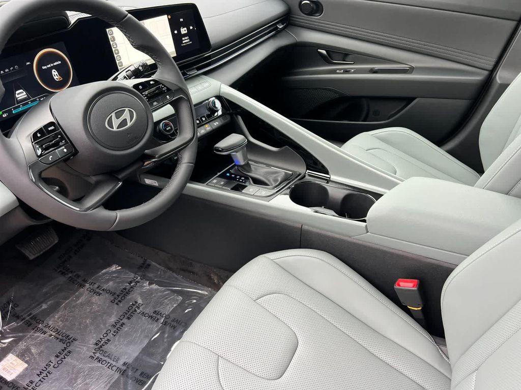 new 2025 Hyundai ELANTRA HEV car, priced at $28,170