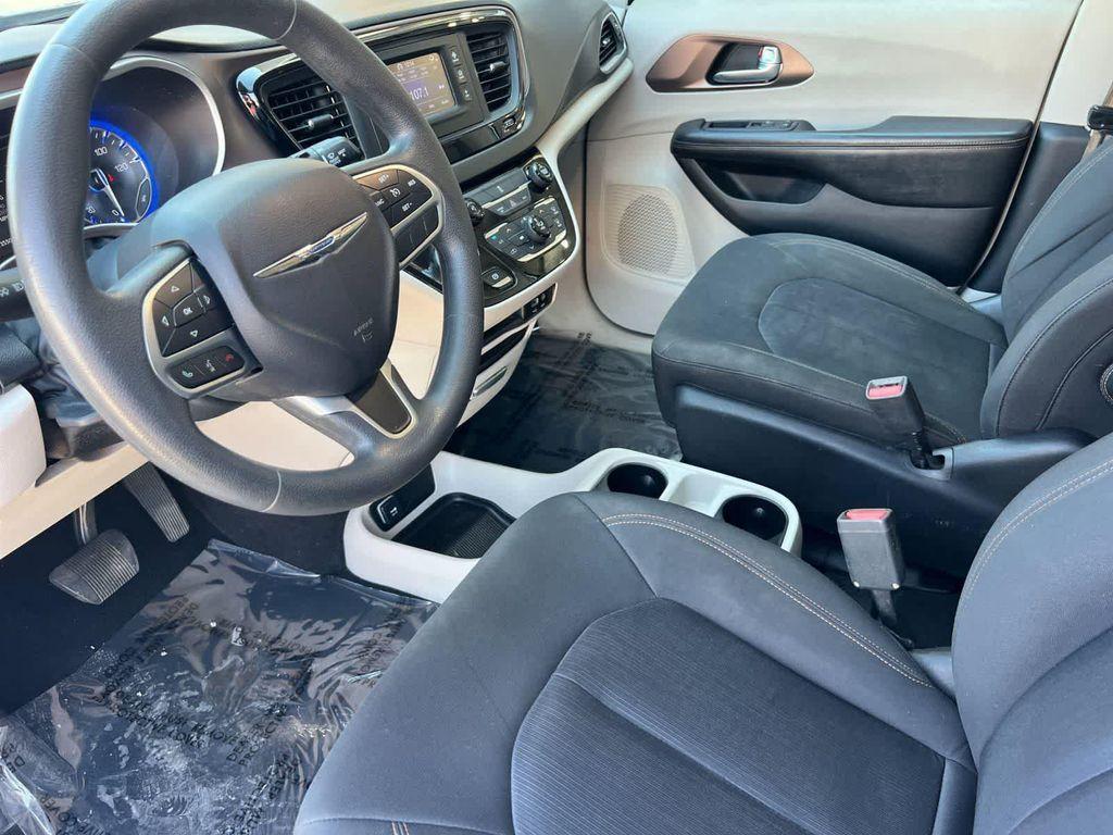 used 2017 Chrysler Pacifica car, priced at $9,599