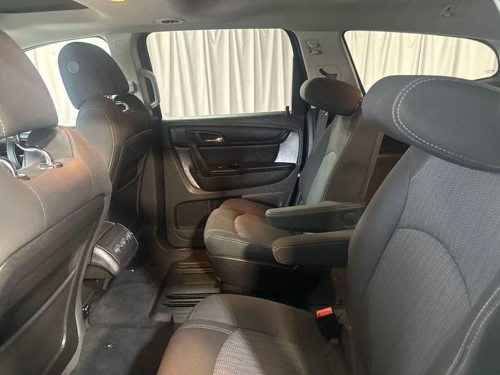 used 2014 Chevrolet Traverse car, priced at $8,999