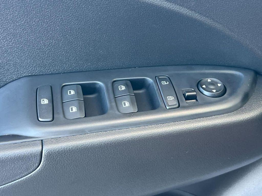 new 2025 Hyundai Venue car, priced at $20,250