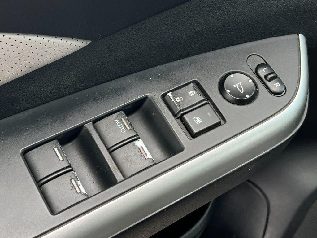 used 2015 Honda CR-V car, priced at $9,499