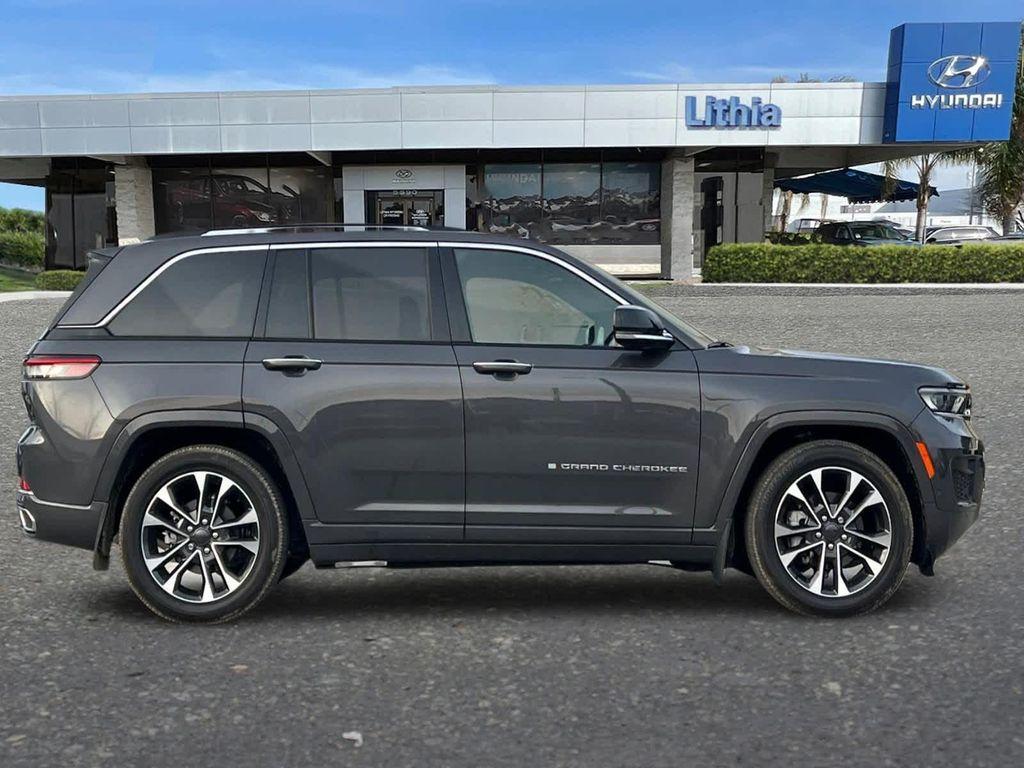 used 2024 Jeep Grand Cherokee car, priced at $37,999