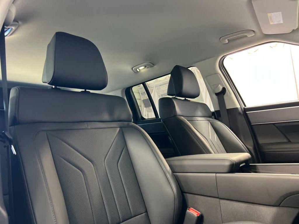 new 2025 Hyundai Santa Fe car, priced at $32,220