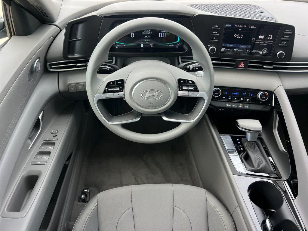 new 2026 Hyundai ELANTRA HEV car, priced at $26,020