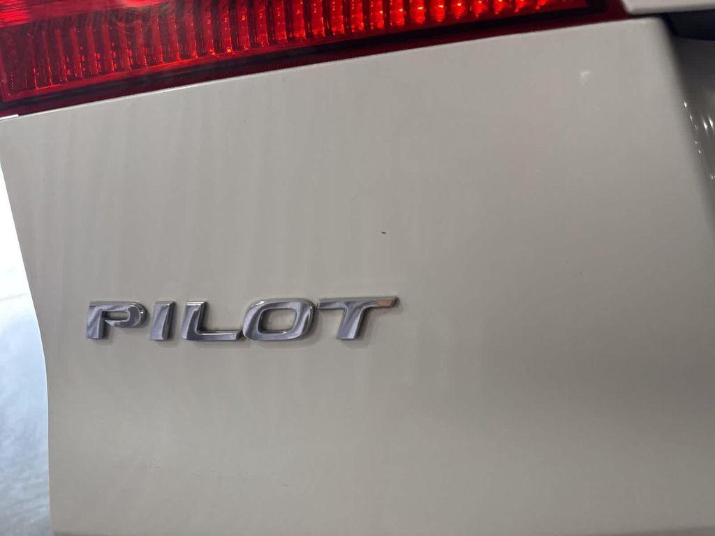 used 2016 Honda Pilot car, priced at $18,999