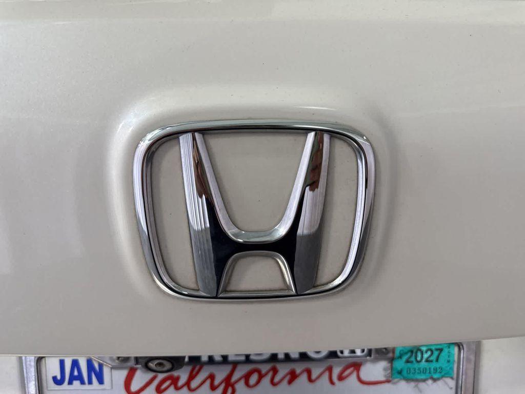 used 2016 Honda Pilot car, priced at $18,999