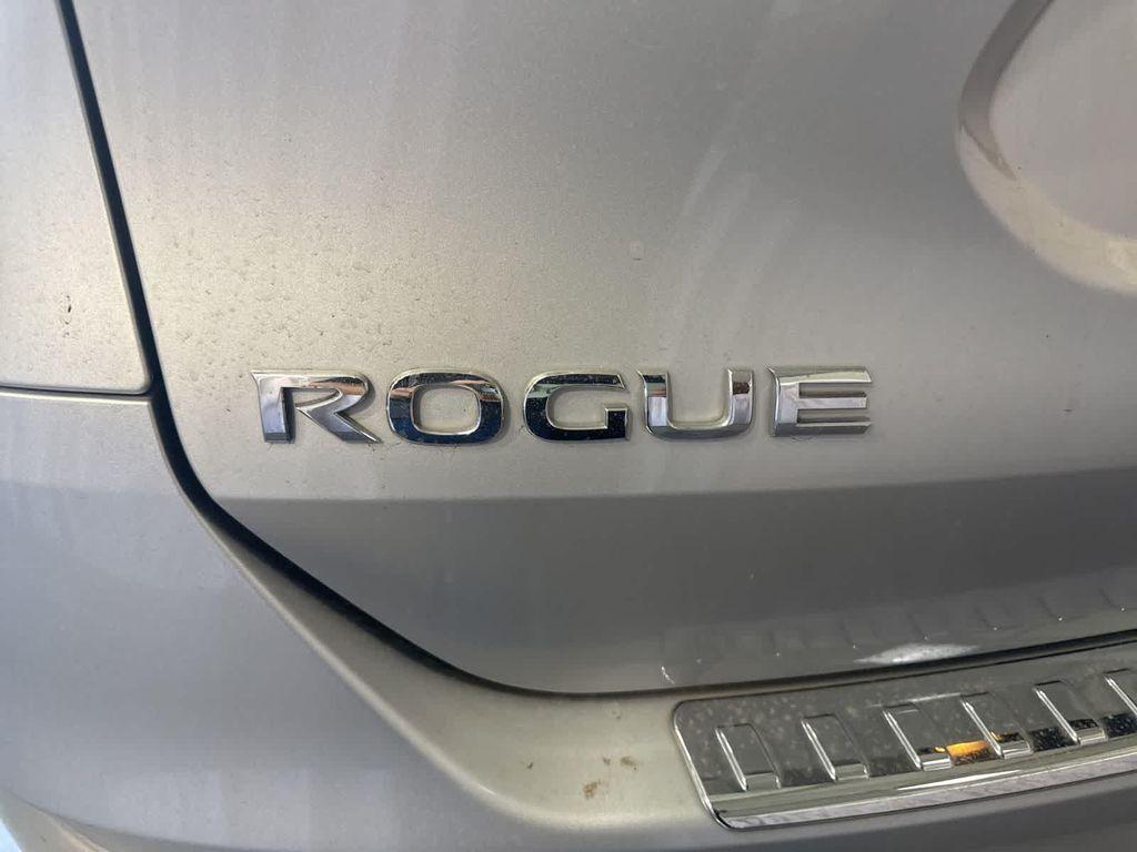 used 2014 Nissan Rogue car, priced at $9,999