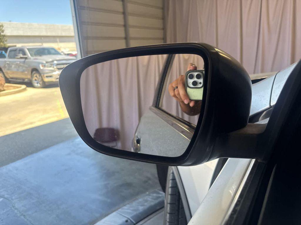 used 2014 Nissan Rogue car, priced at $9,999