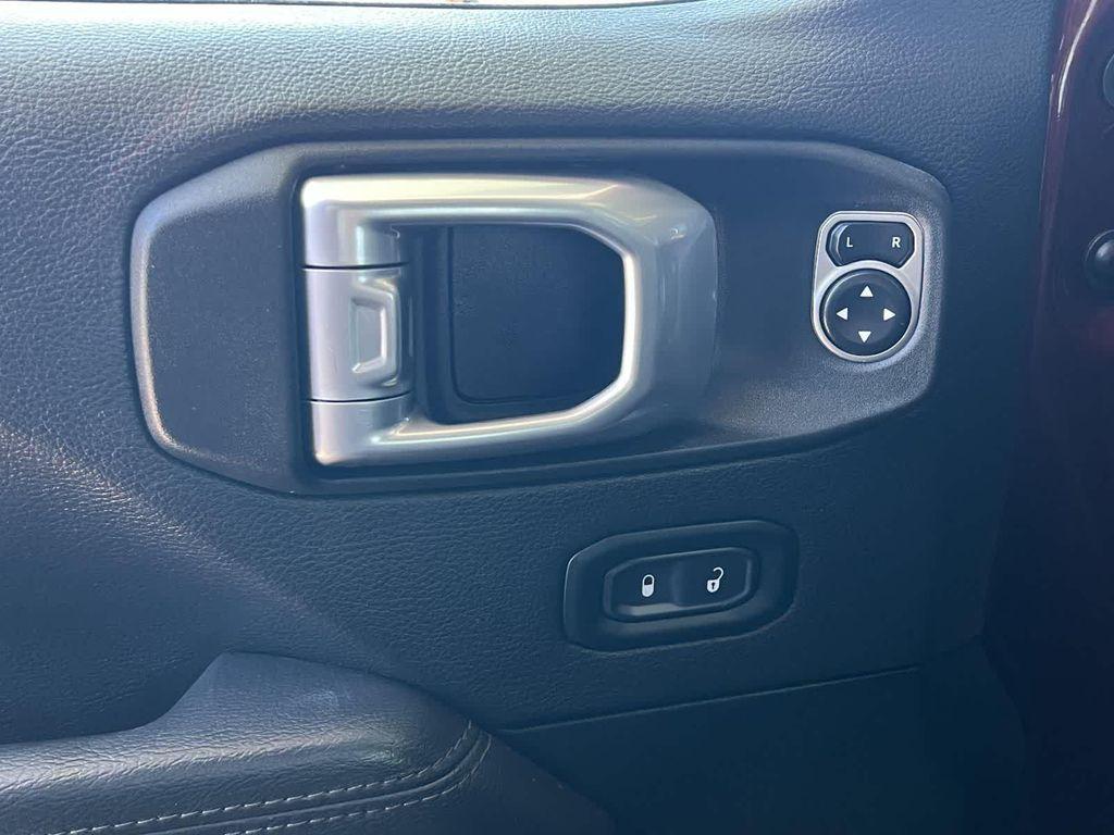 used 2021 Jeep Wrangler Unlimited car, priced at $26,999