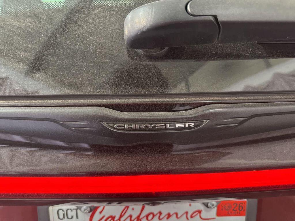 used 2021 Chrysler Pacifica car, priced at $17,084