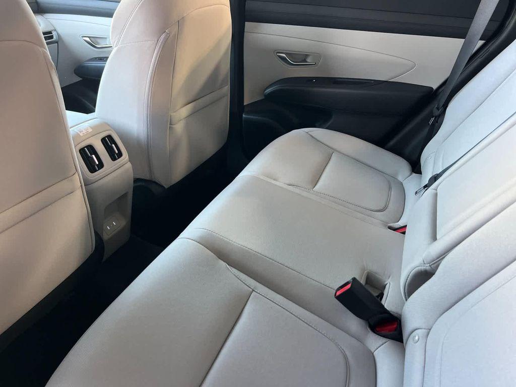 new 2026 Hyundai TUCSON Hybrid car, priced at $31,020