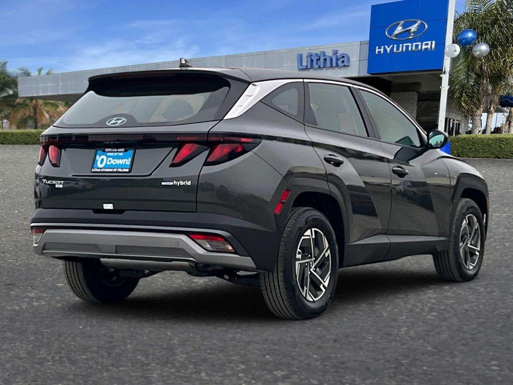 new 2026 Hyundai TUCSON Hybrid car, priced at $31,020