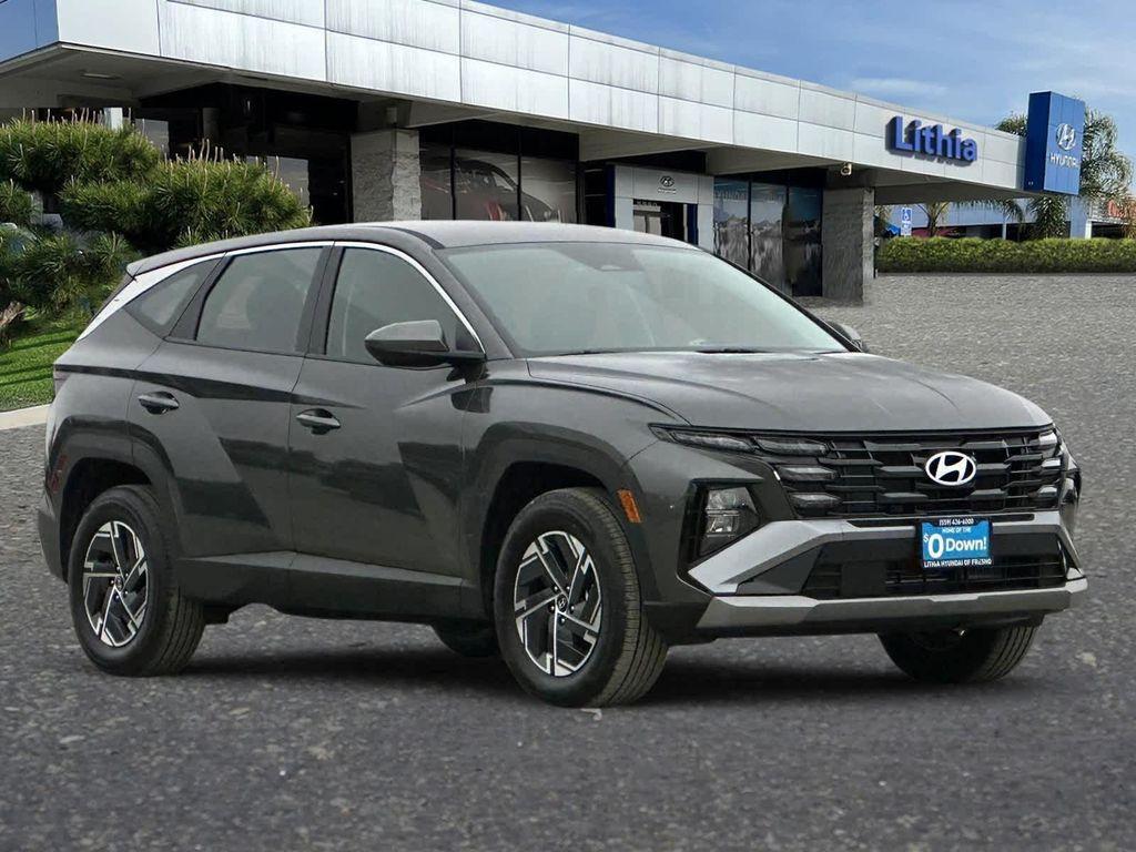 new 2026 Hyundai TUCSON Hybrid car, priced at $31,020