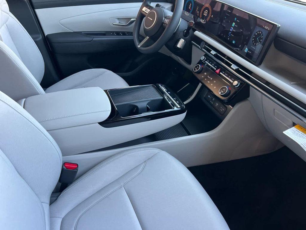 new 2026 Hyundai TUCSON Hybrid car, priced at $31,020