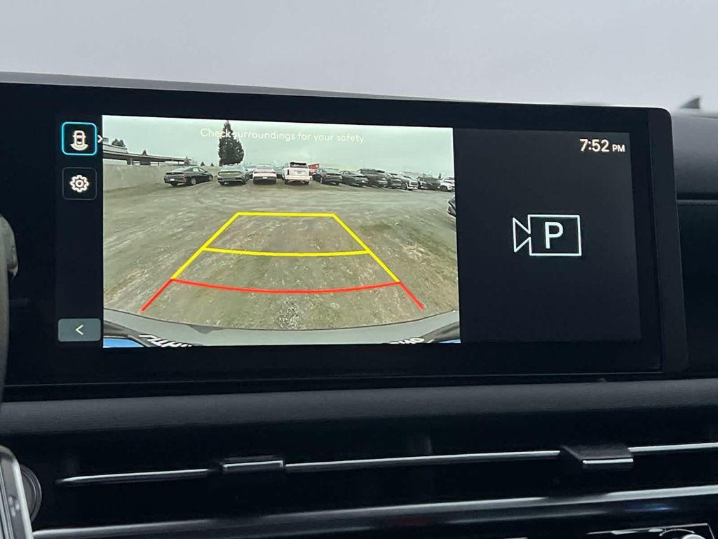 new 2026 Hyundai TUCSON Hybrid car, priced at $31,020