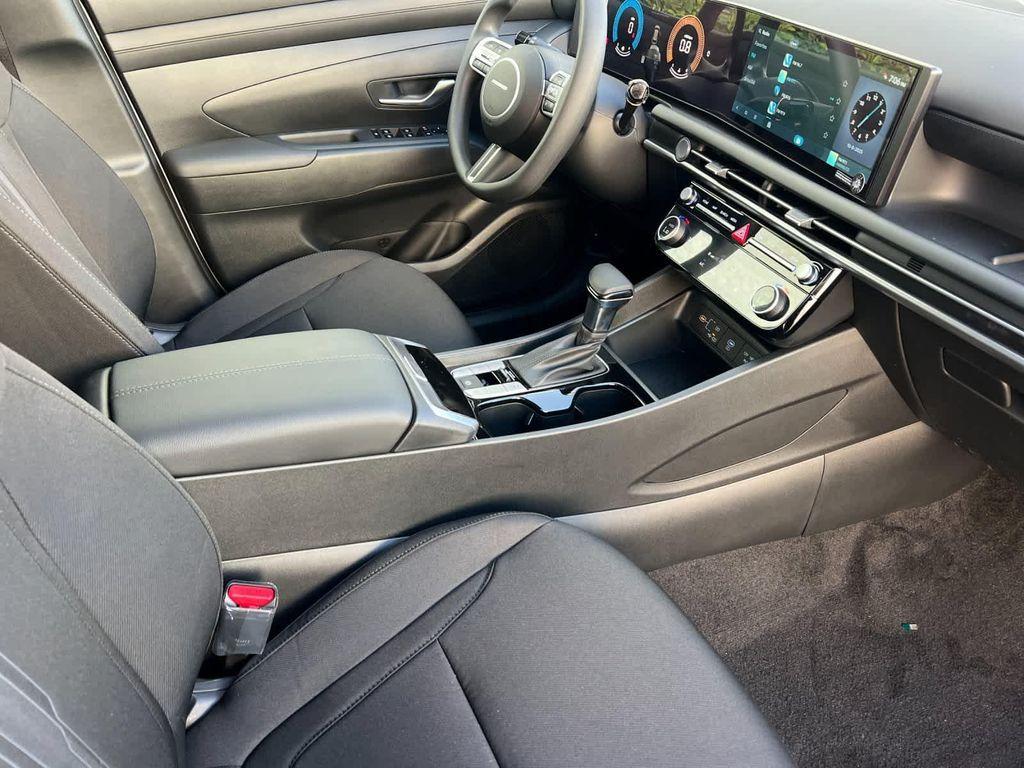 new 2026 Hyundai Tucson car, priced at $30,460