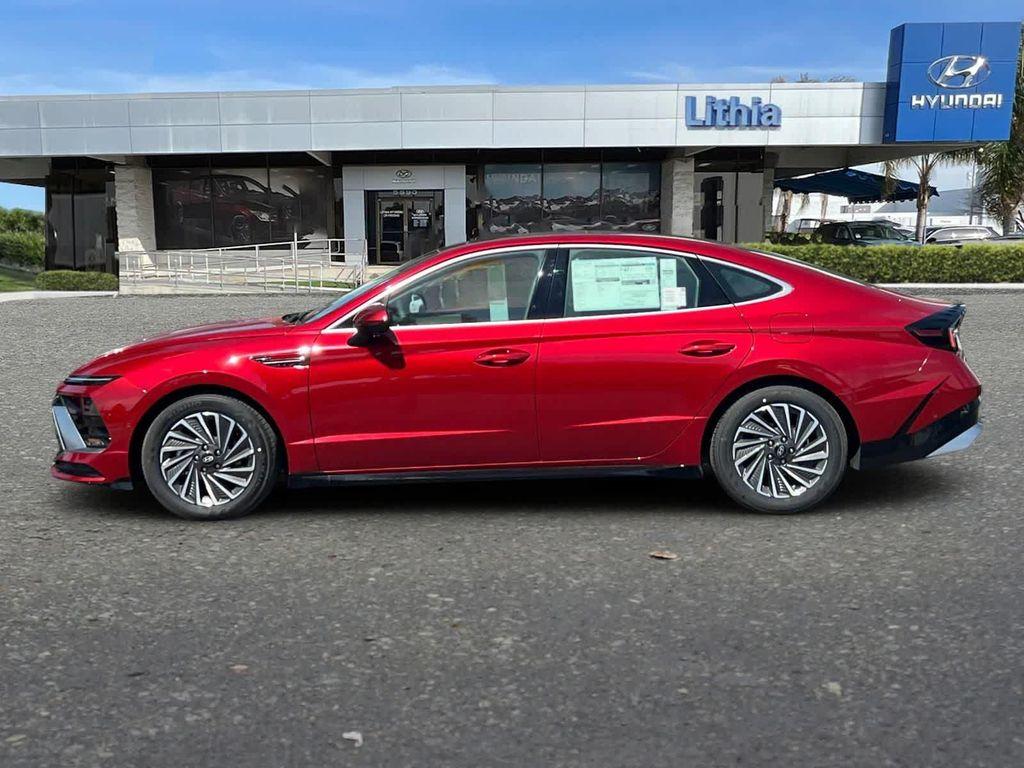 new 2025 Hyundai Sonata Hybrid car, priced at $37,040