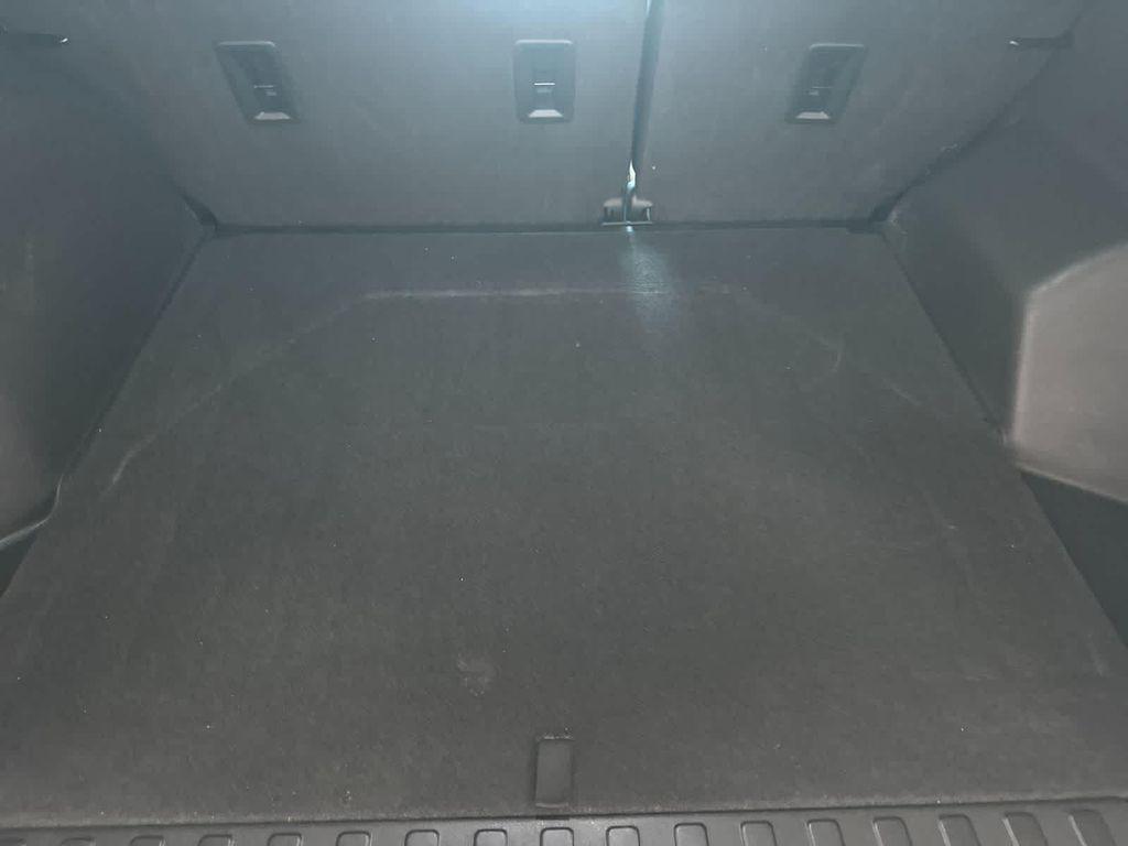 used 2022 Chevrolet Equinox car, priced at $18,899