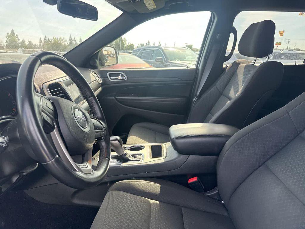 used 2021 Jeep Grand Cherokee car, priced at $16,295