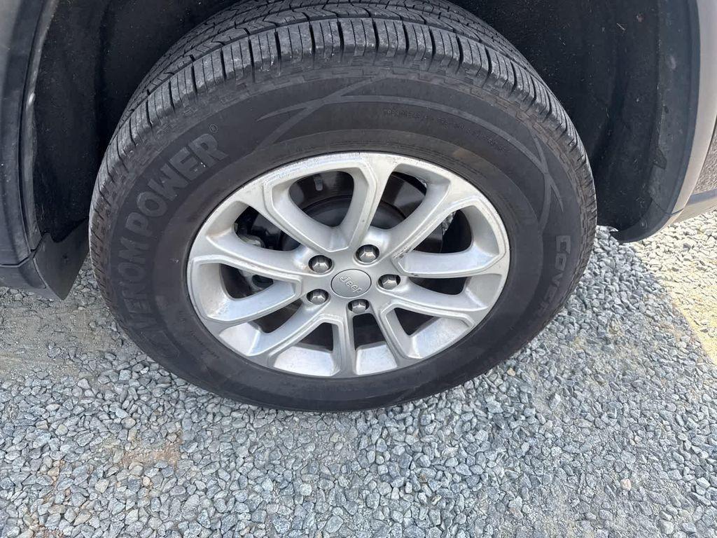 used 2021 Jeep Grand Cherokee car, priced at $16,295