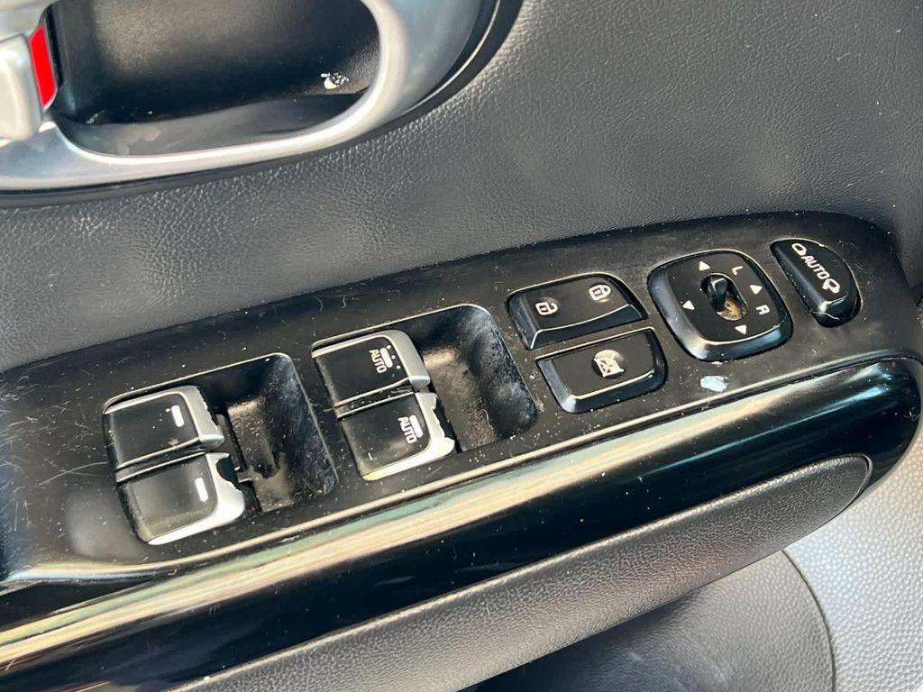 used 2017 Kia Soul car, priced at $9,799