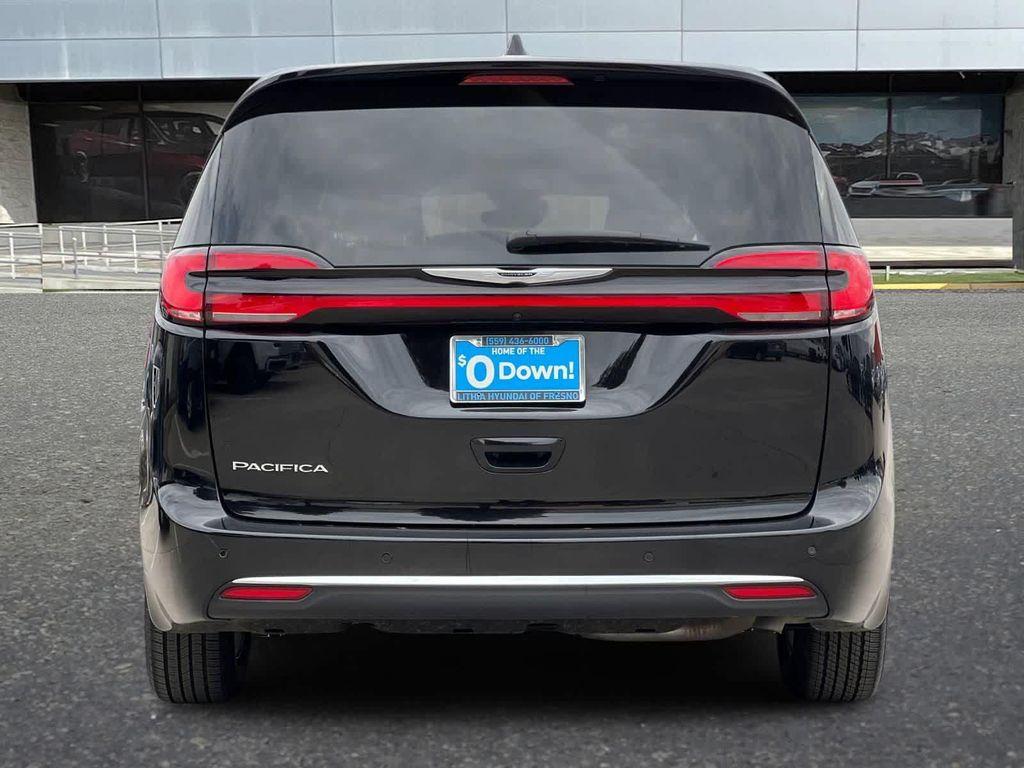 used 2025 Chrysler Pacifica car, priced at $27,699