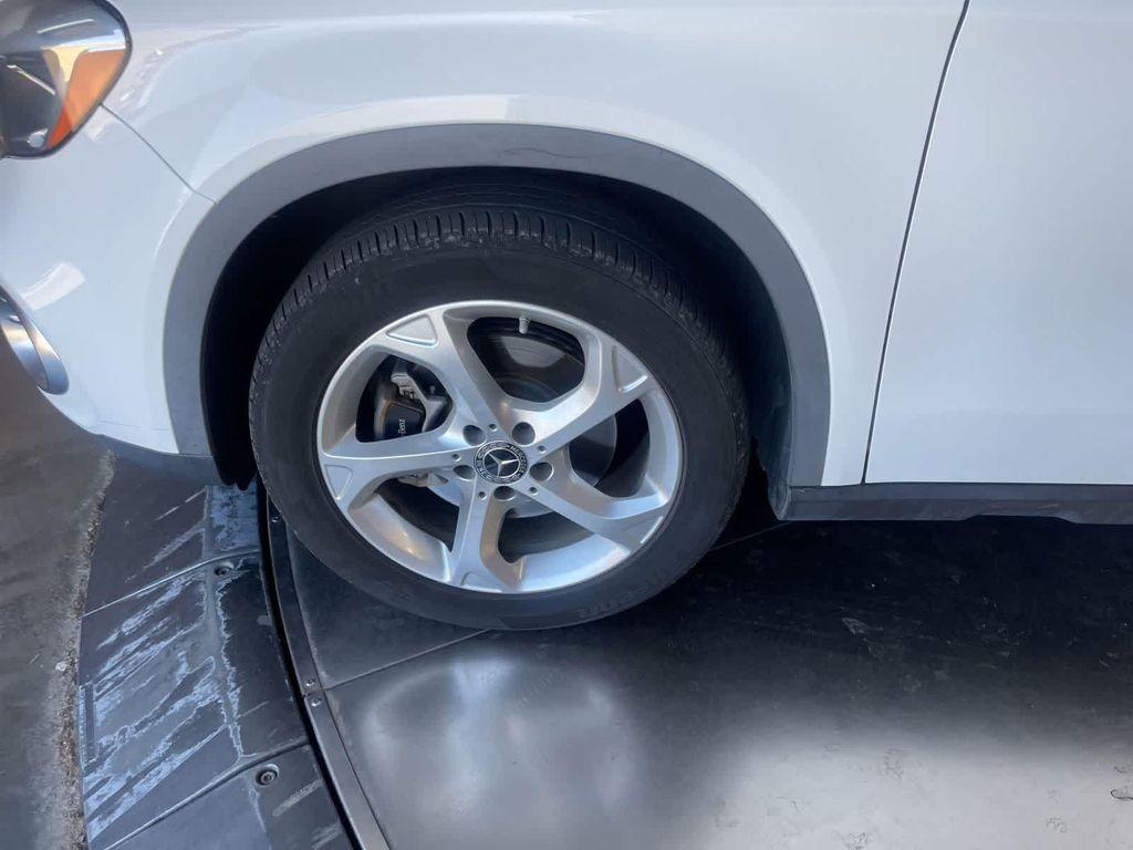 used 2020 Mercedes-Benz GLA 250 car, priced at $16,599